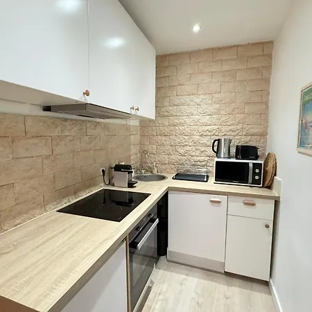 T2 Renove Charme & Calme Au Coeur Du Vieil Lägenhet Antibes